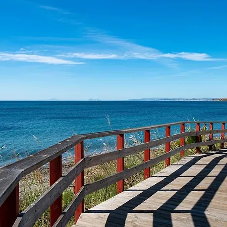 Luxury Seafront Penthouse With Parking
